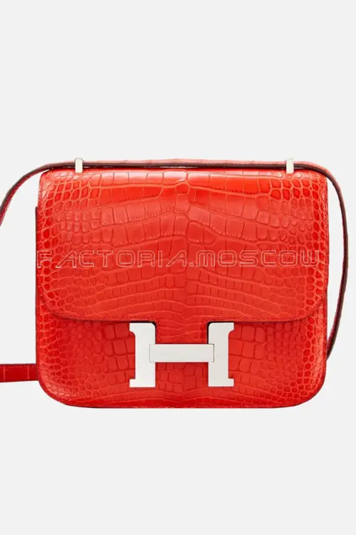Hermès Constance 18