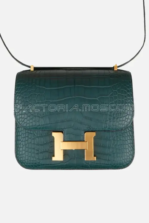 Hermès Constance 18