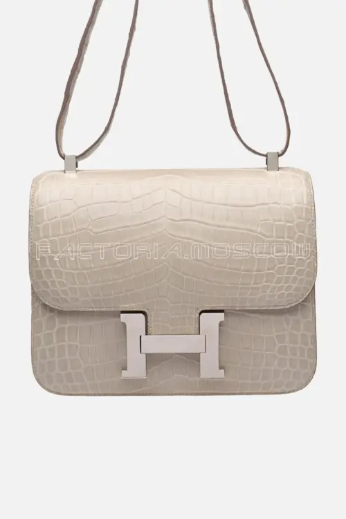 Hermes Constance 24