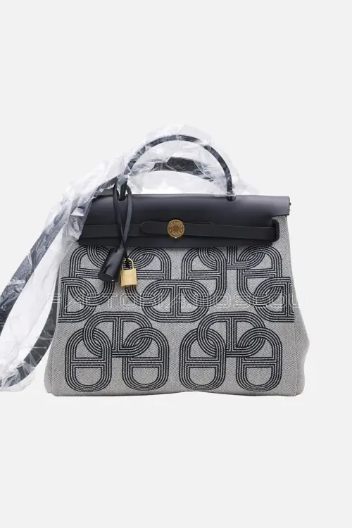 Hermès Herbag Zip 31