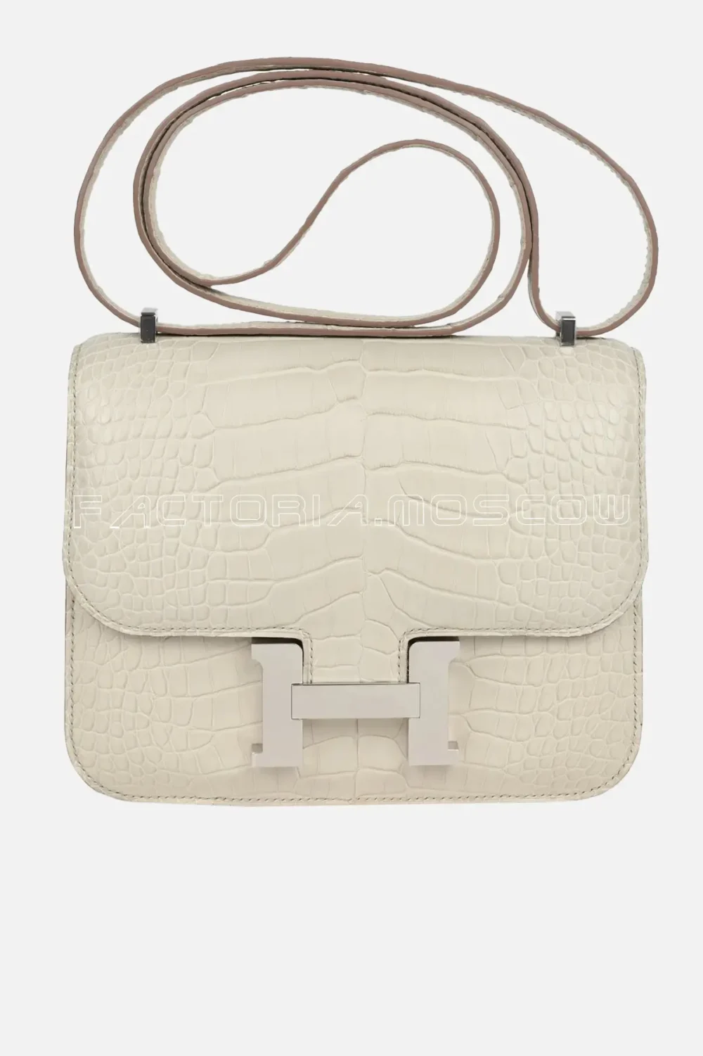Hermès Constance 18